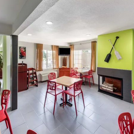Quality Inn & Suites Capitola by the Sea