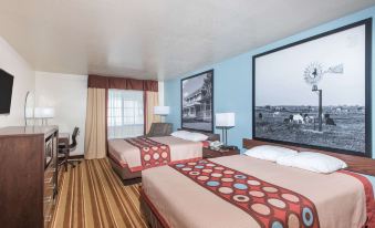 Super 8 by Wyndham Claremore OK