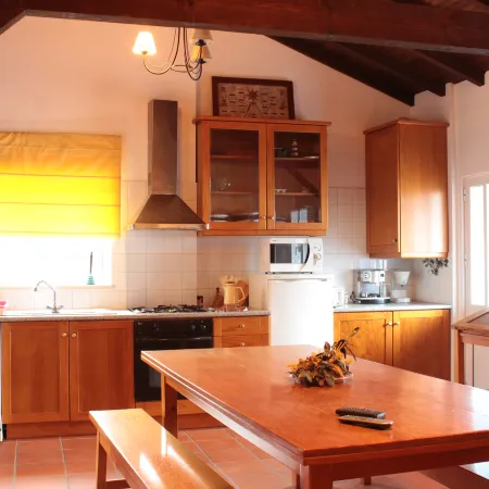Casa da Felicidade - Three Bedroom House in Pataias
