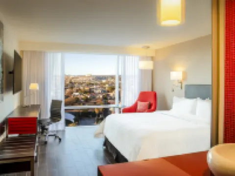 フィエスタ イン エクスプレス ケレタロ コンスティトゥジェンテス ケレタロのホテル