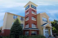 Baymont by Wyndham Auburn Hills South Hotel di Pontiac