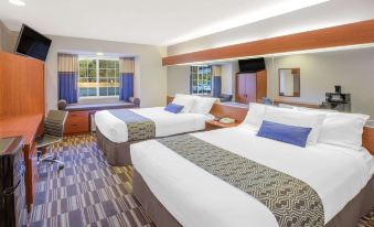 Microtel Inn & Suites by Wyndham Manistee