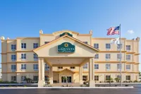 La Quinta Inn & Suites by Wyndham Tampa Central Hotels near Terra Sur Cafe