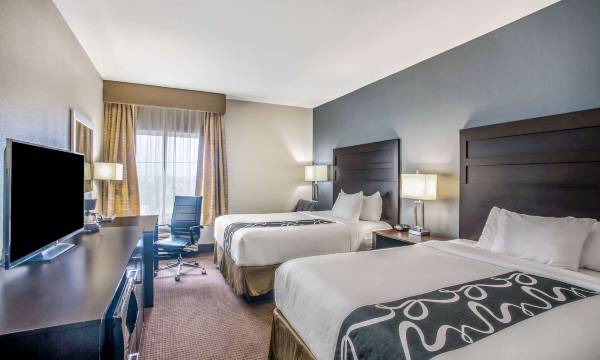 La Quinta Inn & Suites by Wyndham Karnes City - Kenedy