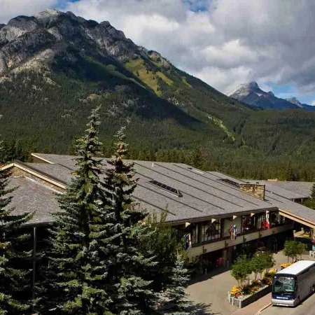 Banff Park Lodge