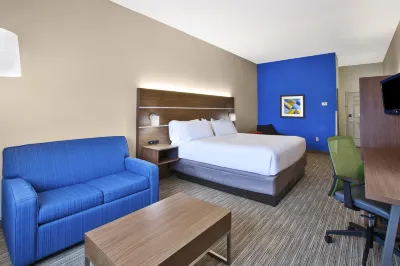 Holiday Inn Express & Suites Alcoa (Knoxville Airport) Отели в г. Меривиль