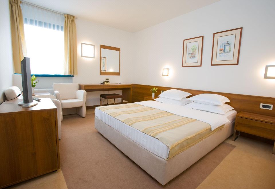 2. 호텔 라구나 자..