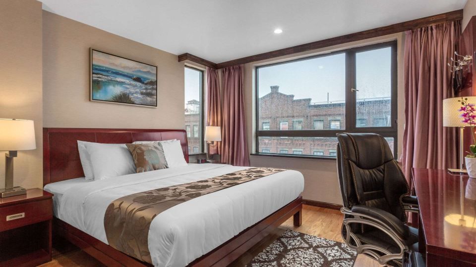 The L Hotel