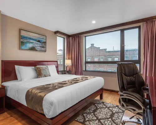 The L Hotel Hotels near Brooklyn College