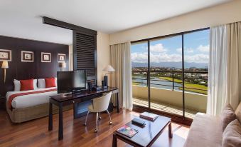 Ramada Hotel & Suites by Wyndham Noumea