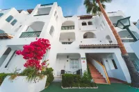Aparthotel Holiday Center Các khách sạn gần Flamingos Pub Santa Ponsa