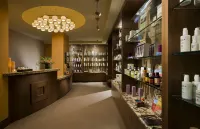 Madeline Hotel & Residences, Auberge Collection - spa