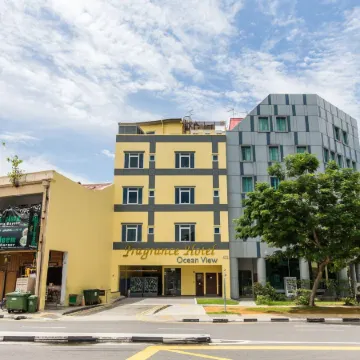 Fragrance Hotel - Ocean View Отели рядом с достопримечательностью «Станция MRT Clementi»
