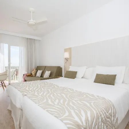 Hotel Castell Dels Hams