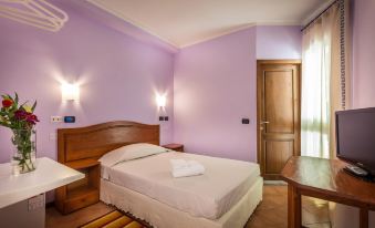 Hotel Real