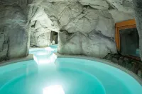 Disney Davy Crockett Ranch Hotels in Les Chapelles-Bourbon