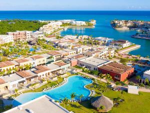 Sports Illustrated Resorts Marina and Villas Cap Cana - All-Inclusive