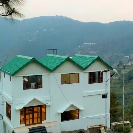 Hotel Emerald Valley