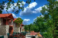 Ta Petrina Hotel a Apodotia