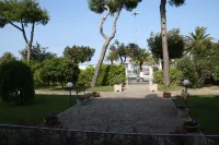 Hotel Sole Các khách sạn gần Porto di Giulianova