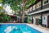 Island Life Hostel - 2 estrellas