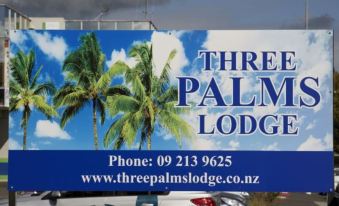 Three Palms Lodge