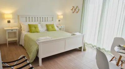 프티 호텔 카마이오레 Bagno Ninetta 주변 호텔