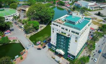 The Tray Hotel Hai Phong