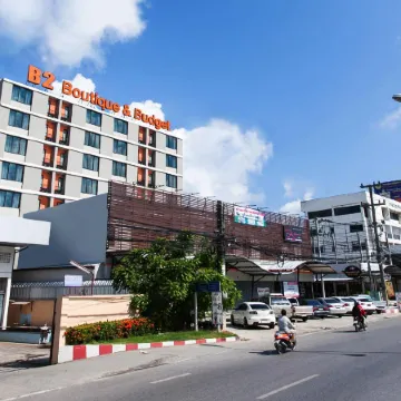 B2 Phuket Boutique & Budget Hotel Отели рядом с достопримечательностью «Автобусный вокзал Phuket – Терминал 2»