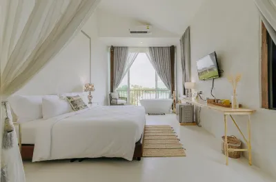 White Wall Riverfront Hotel Các khách sạn ở 