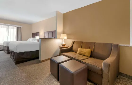 北奧卡拉舒適套房酒店