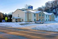 Cobblestone Inn & Suites - Durand - Wifi