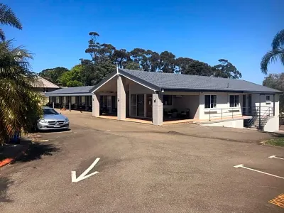 Breeze Inn 13 Princes Highway, Ulladulla Hotels in Burrill Lake