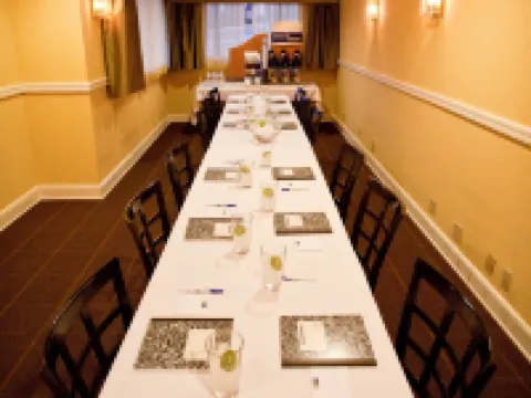 Holiday Inn Express GROVER BEACH-PISMO BEACH AREA by IHG Hotels in Grover Beach