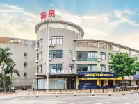 漢庭飯店（福州奧體盤嶼路店） 海峽奧體中心-主體育場附近的飯店
