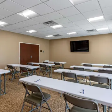 Comfort Inn & Suites