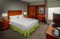 Hampton Inn Charleston-Downtown (Civic Center) - parking