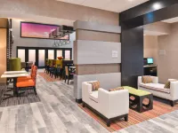 Hampton Inn & Suites Ames Hotels in Ames
