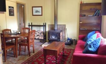 Walcha Royal Cafe & Accommodation