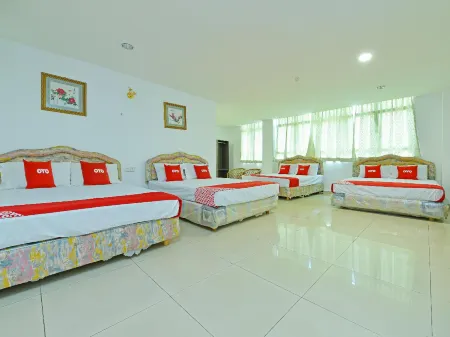 Super OYO 90494 Sam Huat Hotel