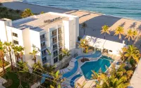 Plunge Beach Resort - Private Pools
