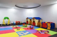 Four Points by Sheraton Makassar - Family