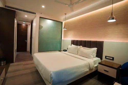 Hotel Kashi Pride Hotels in Soyepur