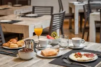 Hotel Don Jaime 54 - breakfast