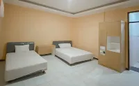 Mahkota Residence Mitra RedDoorz Hotels in West Karawang