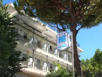 โรงแรมเอลิเซโอ โรงแรมใกล้Mojito Beach Riccione