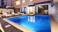 Villa M Hotels in Solin