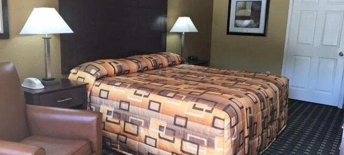 Executive Inn and Suites Longview Hotels in Longview