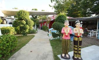 Chaosamran Beach Resort - Housity