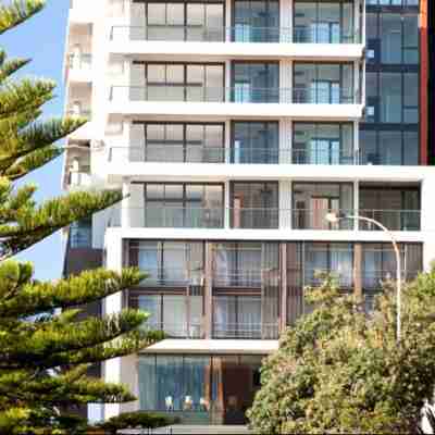 Novotel Newcastle Beach Hotel Exterior